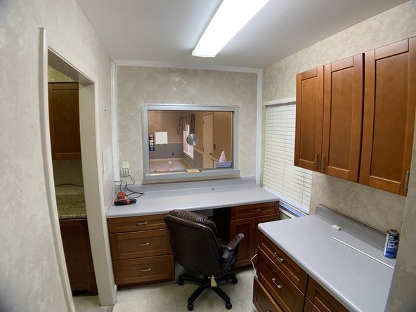 Hyde Park Medical Building & Land: 502 S Magnolia Ave, Tampa, FL 33606